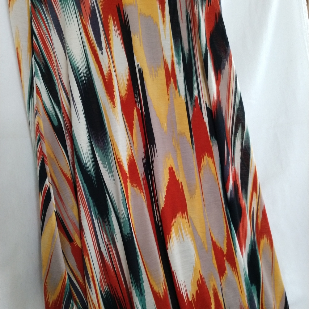 Skirt - Picture 2 of 3
